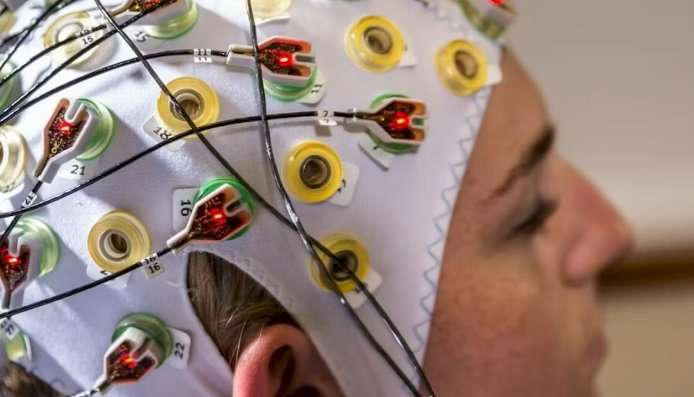 AI & Robotics — From Brain-Computer Interfaces to Healthcare Robotics